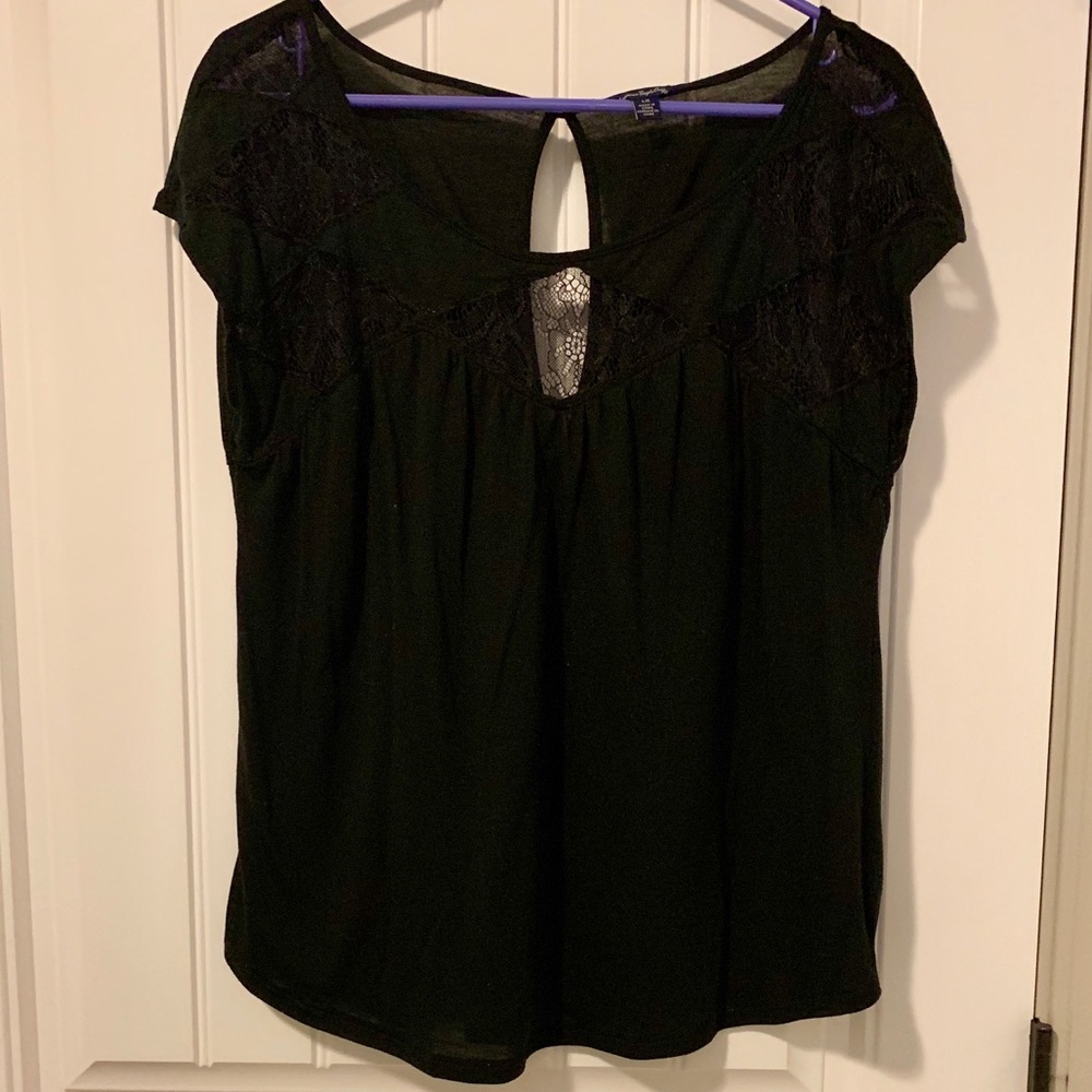 American Eagle black top